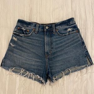 Abercrombie & Fitch Annie High Rise Short